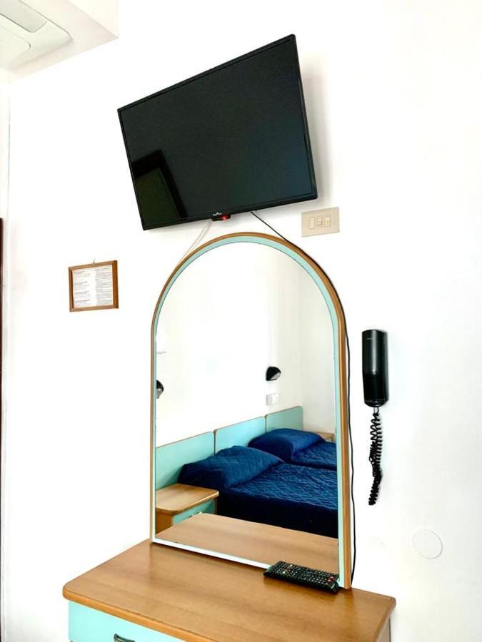 Hotel Telstar Rimini Dış mekan fotoğraf