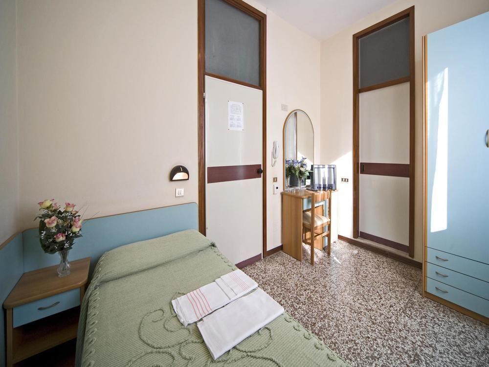 Hotel Telstar Rimini Dış mekan fotoğraf